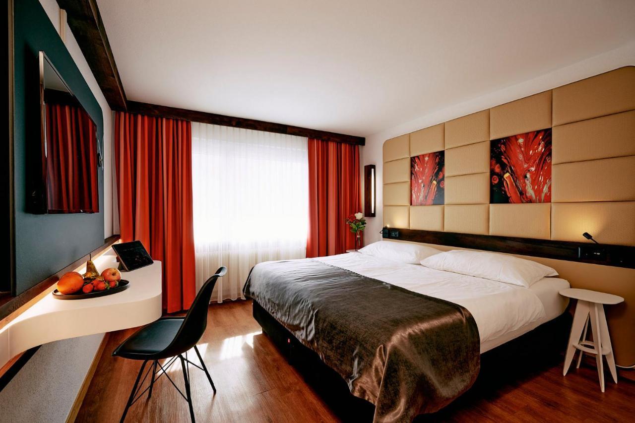 Hotel Elite Visp Esterno foto