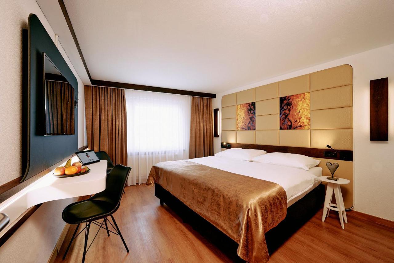 Hotel Elite Visp Esterno foto